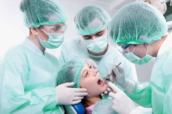 Servicio de Cirugía Bucal en Margarita - KOi Dental